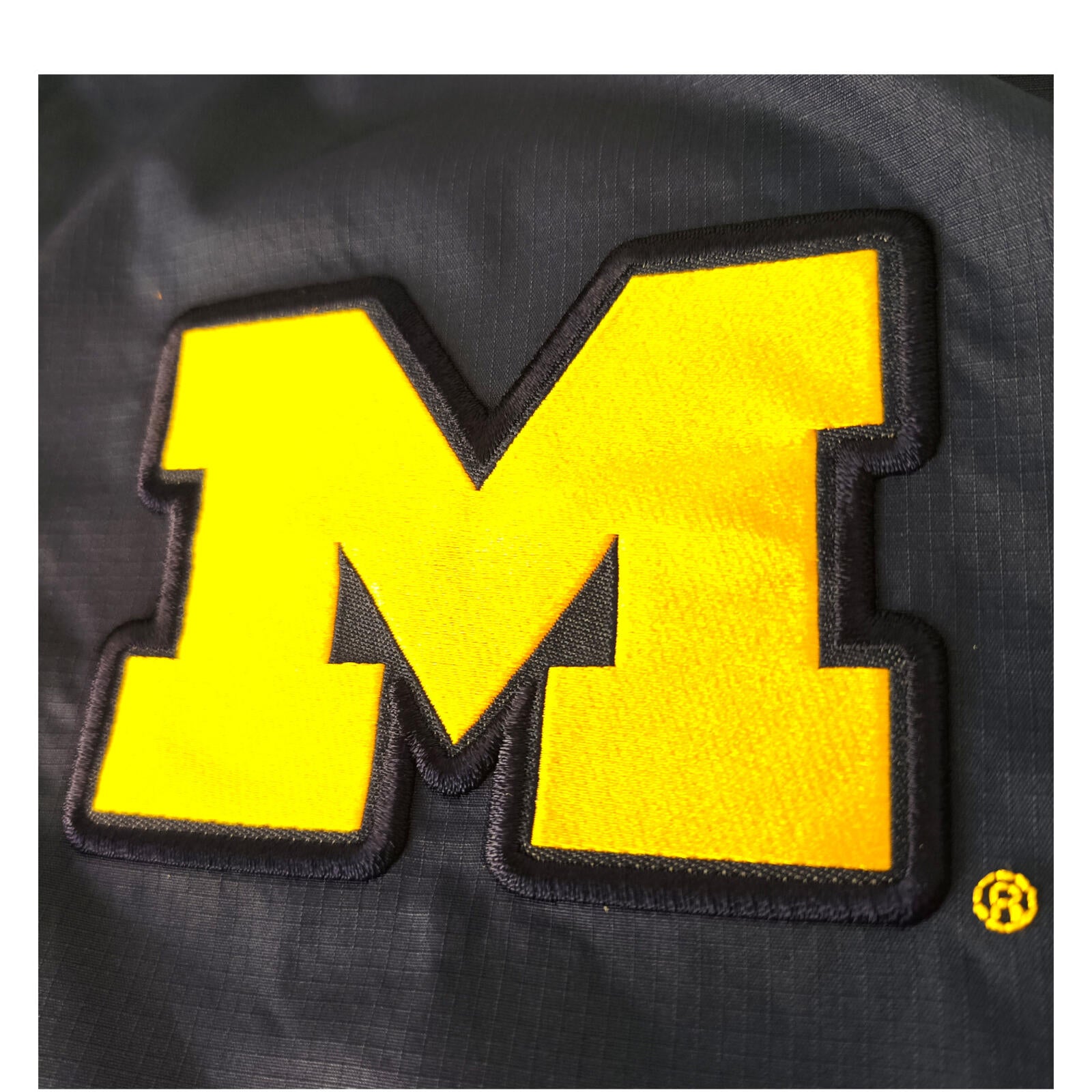 Jordan Michigan Wolverines Jacket Men's UK Size S Blue Short Sleeve Basketball