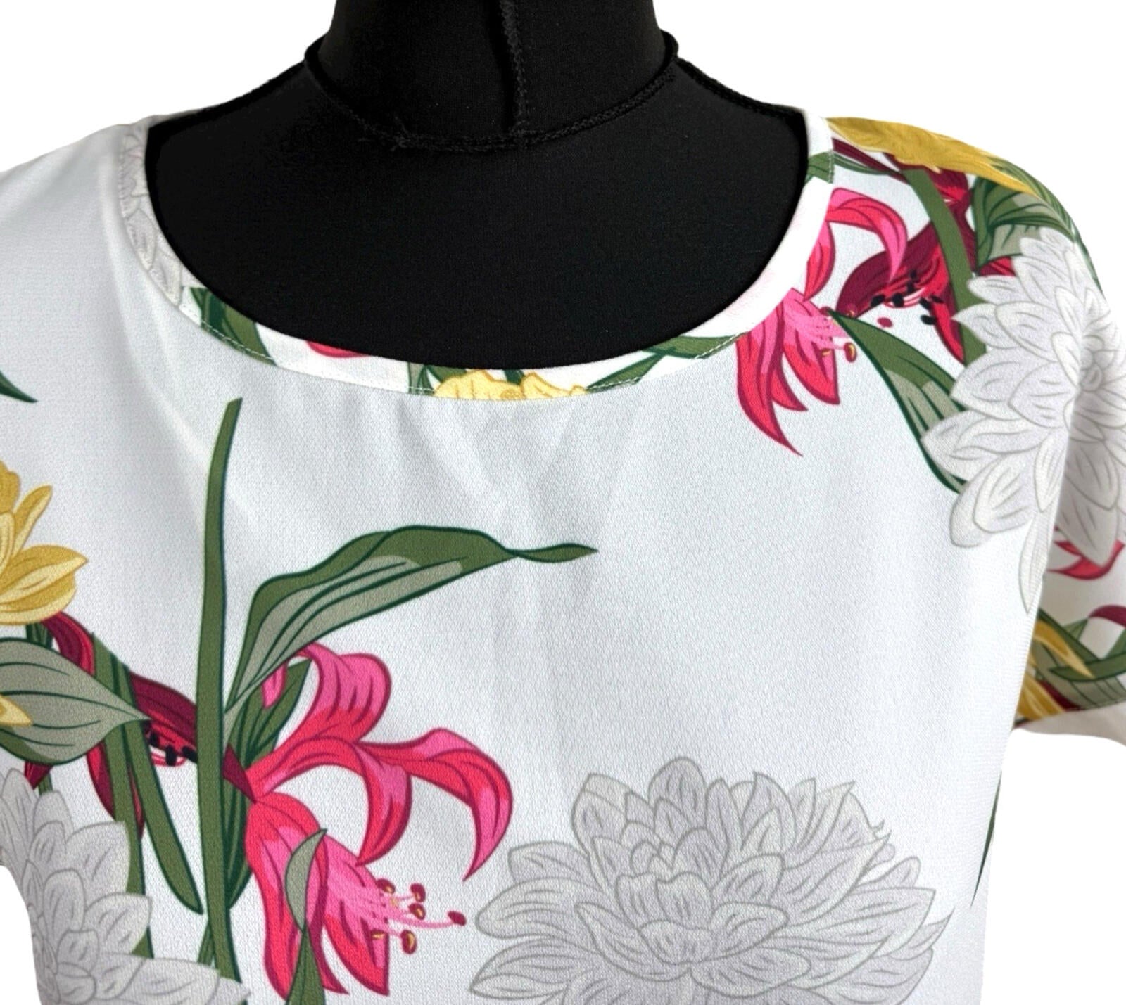 Soon White Floral T-shirt Top Chiffon Panel Relaxed Fit Women’s UK Size 8