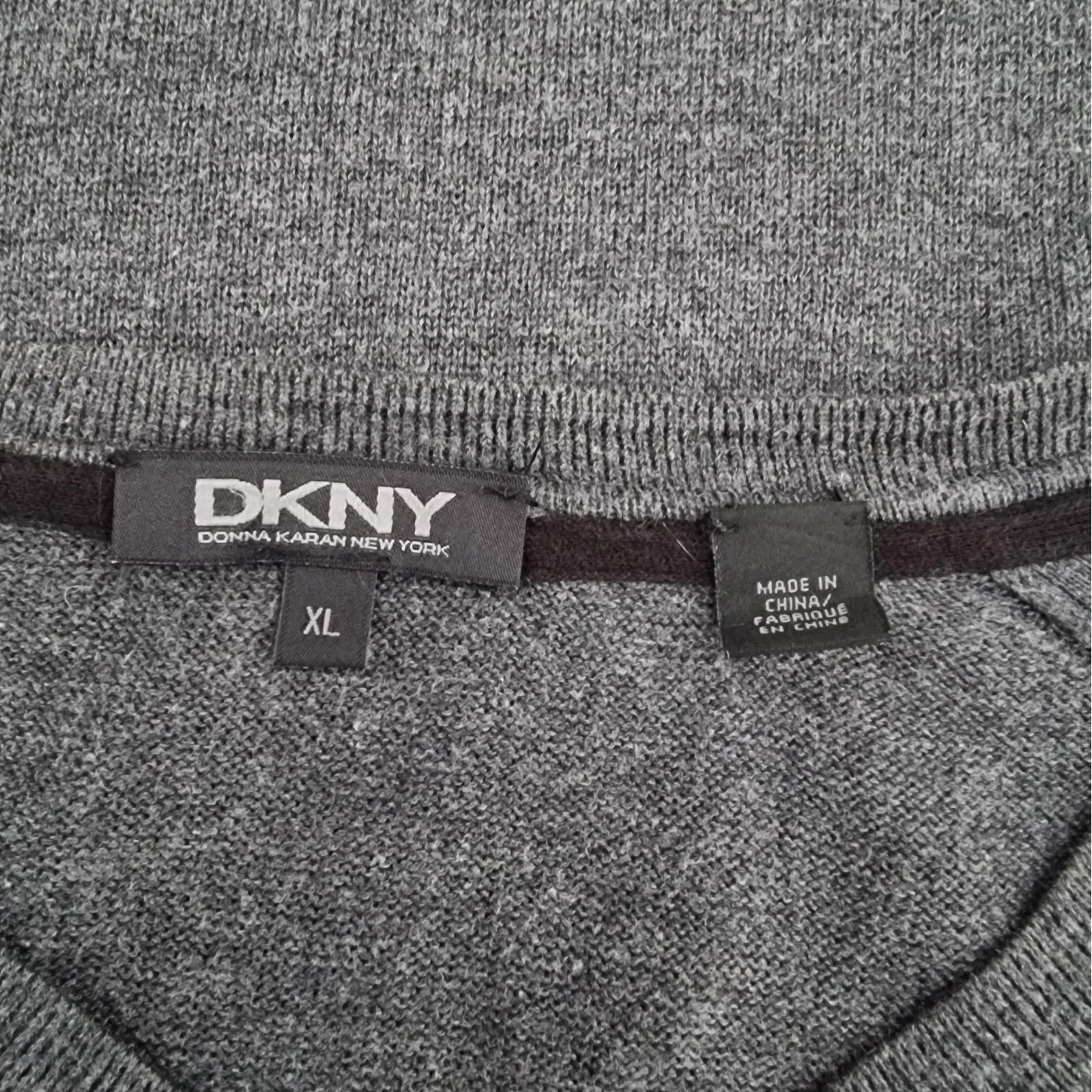 DKNY Knit Jumper Men's UK Size XL Grey Long Sleeve V-Neck Sweater Pullover