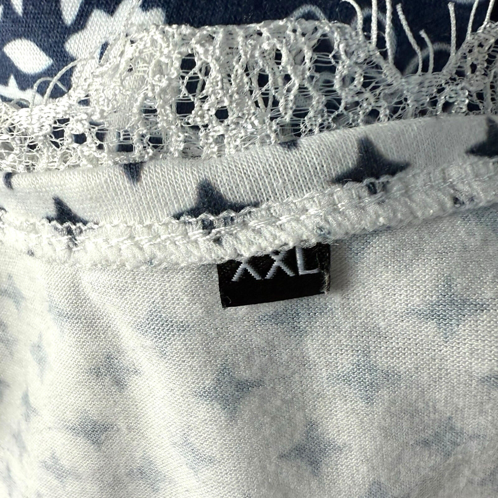 Lightweight Tank Dress Women’s UK Size 2XL Lave Neck White Navy Pattern