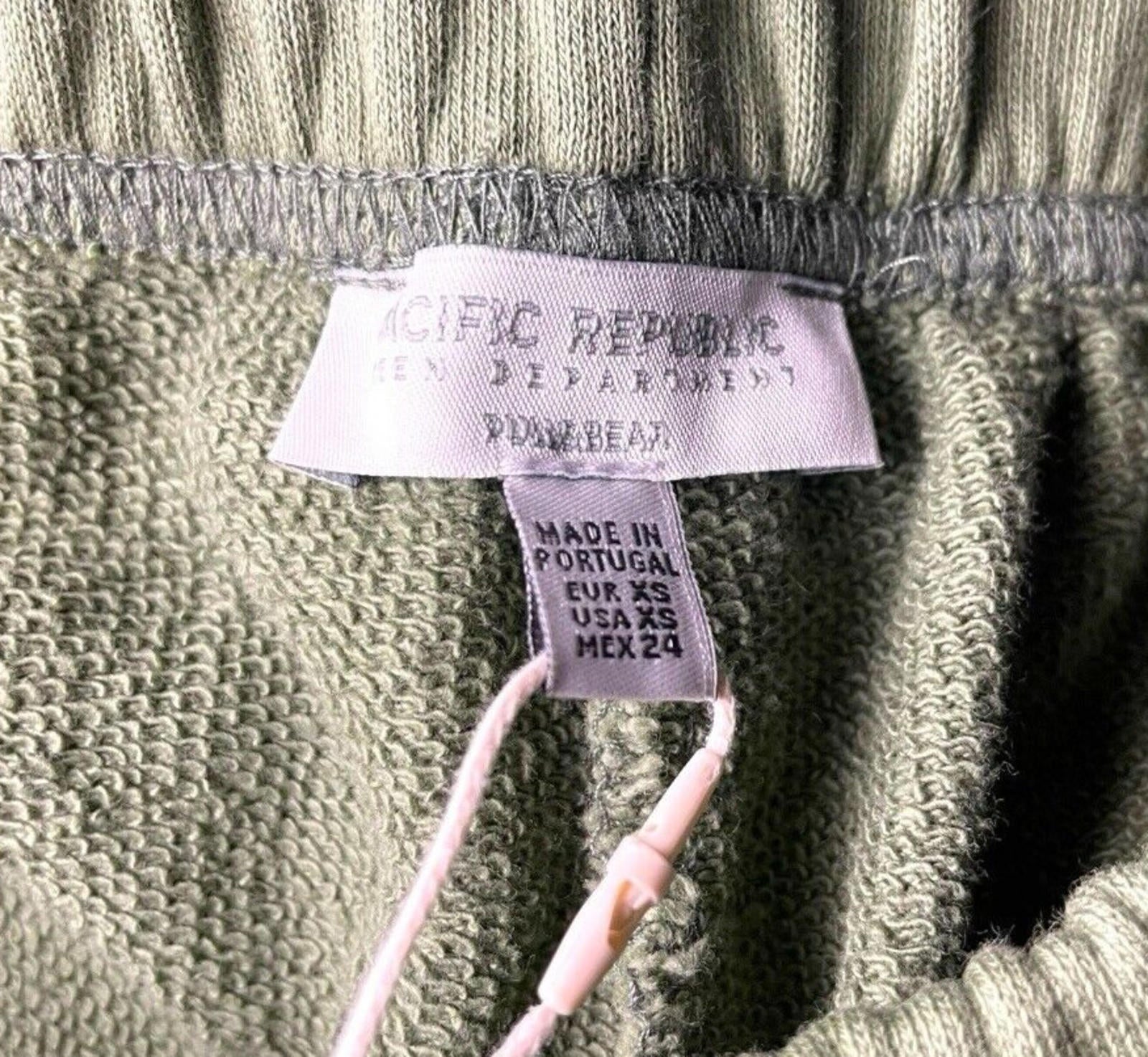 Pull &Bear Pacific Republic Green Shorts Elasticated Waist  Women’s UK Size XS