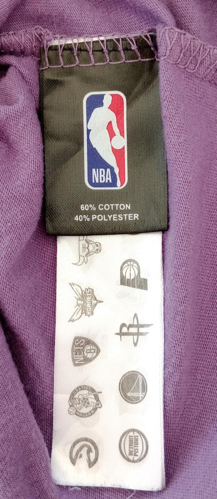 NBA Graphic Print T-Shirt Men's UK Size M Lilac Crew Neck Cotton Rich Lakers