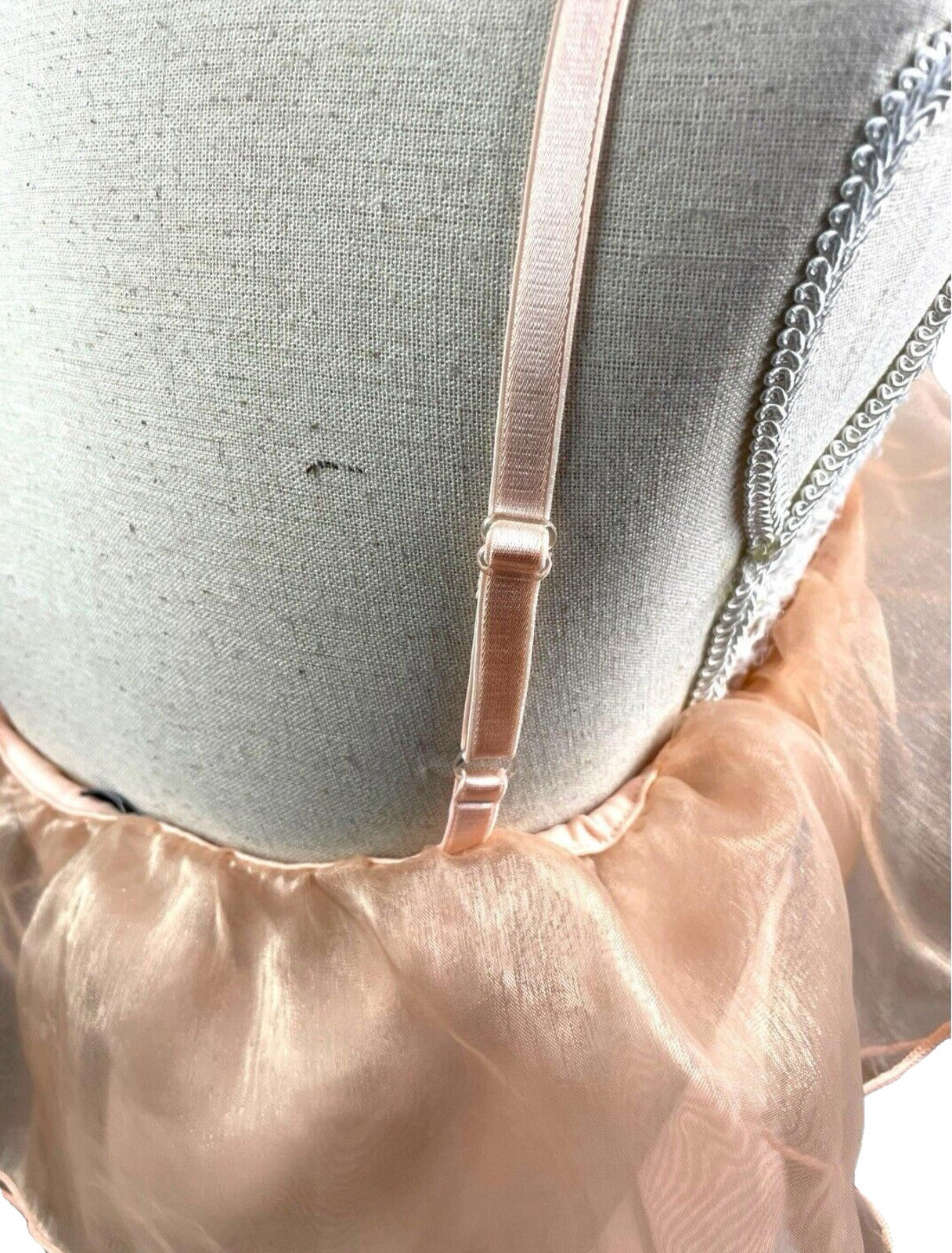 Select Tiered Ruffle Camisole Top Women’s UK Size M Peach Cropped Adjustable