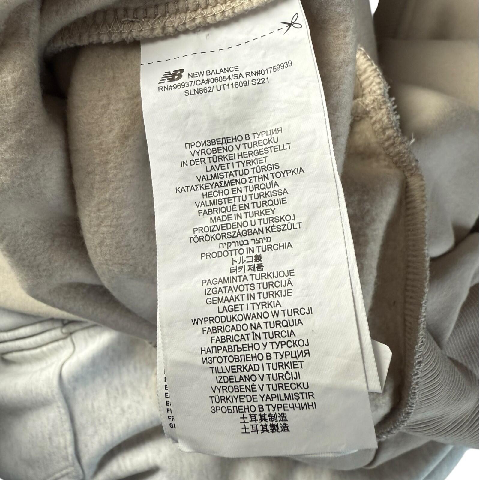 New Balance Fleece Lined Sweatshirt Jumper Women’s UK Size XS Beige Crew Neck