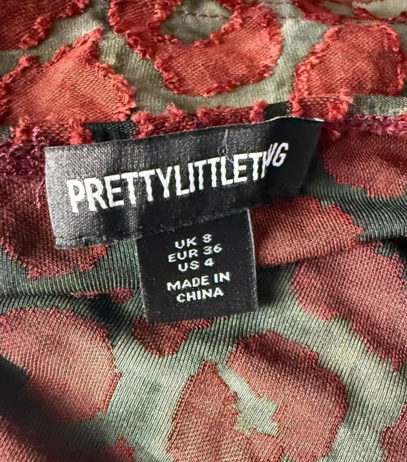 Pretty Little Thing Textured Mini Skirt Black Red Animal Print Women’s UK Size 8