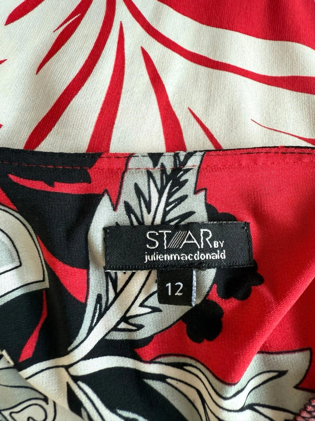Star By Julian Macdonald Black Red Dress Sheer Sleeve Floral Women’s UK Size 12