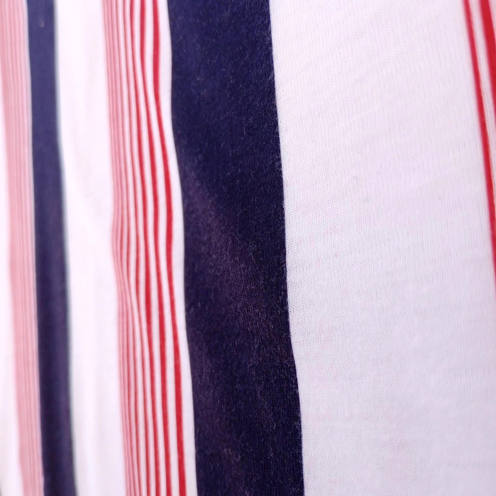 BooHoo MAN Vertical Stripe T-Shirt Men's UK Size S Crew Neck Short Sleeve Summer
