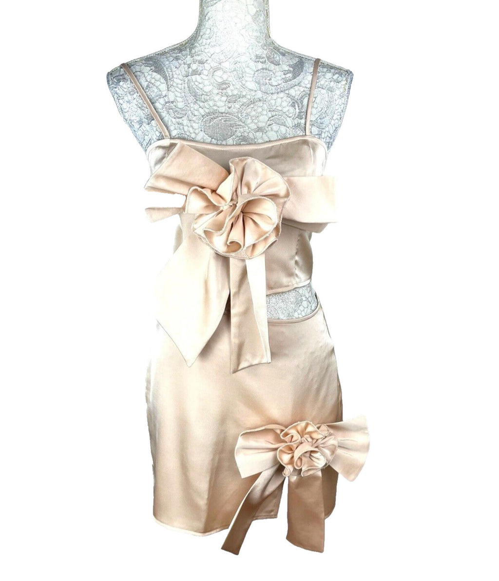 Pretty Little Thing Skirt & Crop Top Women's UK Size 8 Sculptural Petal Satin