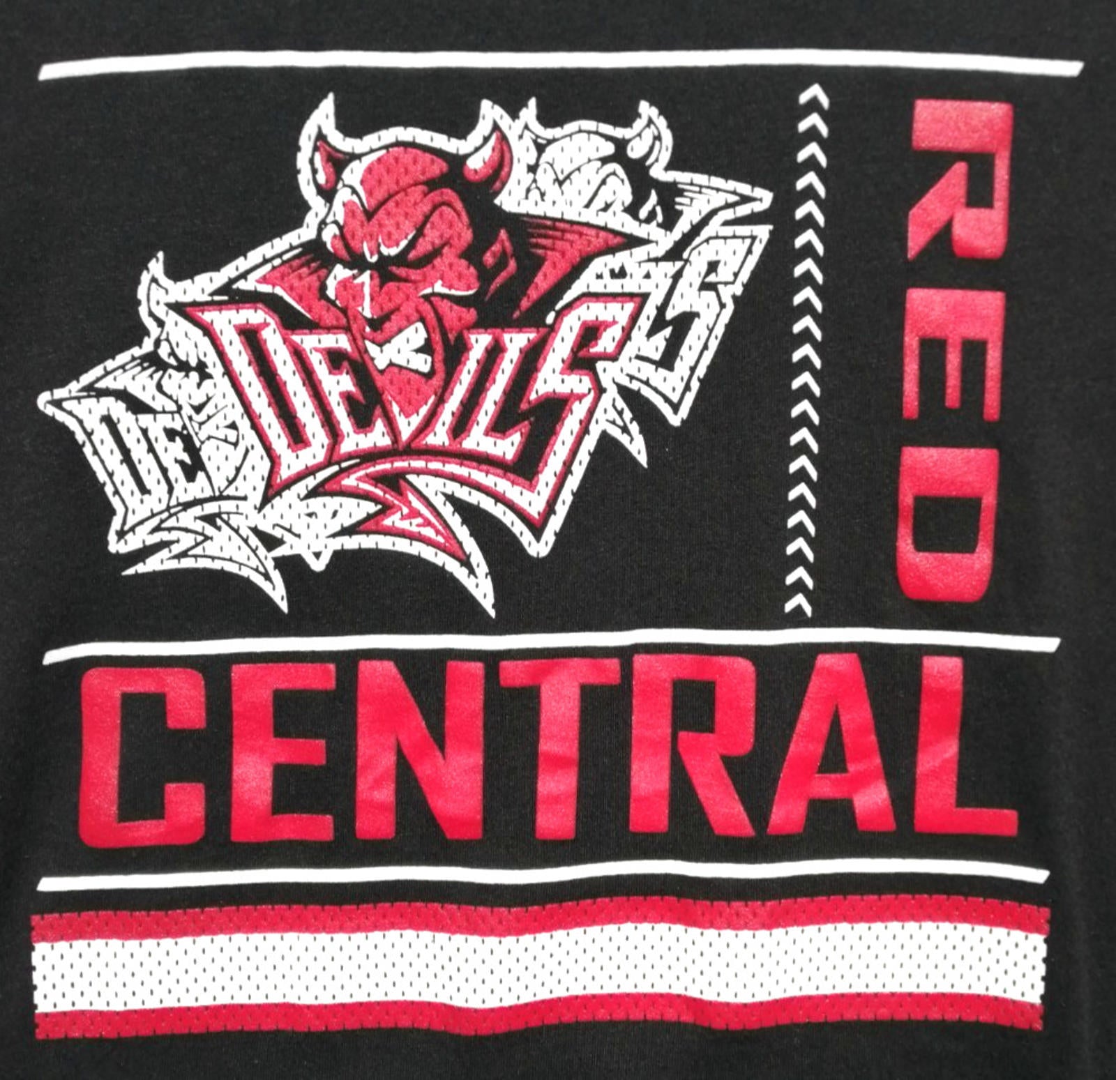 Devil's Red Central Graphic Print T-Shirt Men's Size L Black Crew Neck