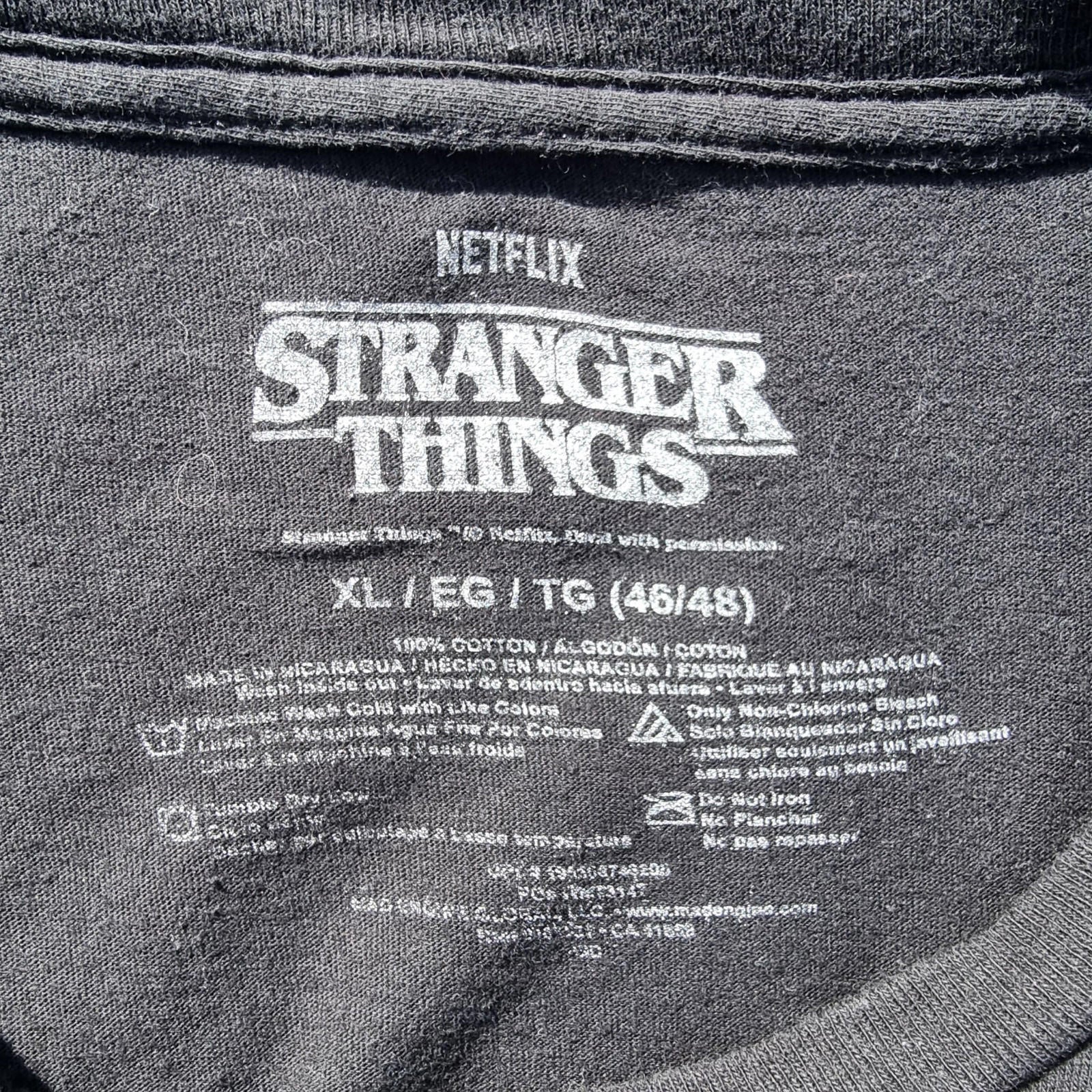 Stranger Things Graphic Print T-Shirt Men's UK Size XL Black Crew Neck