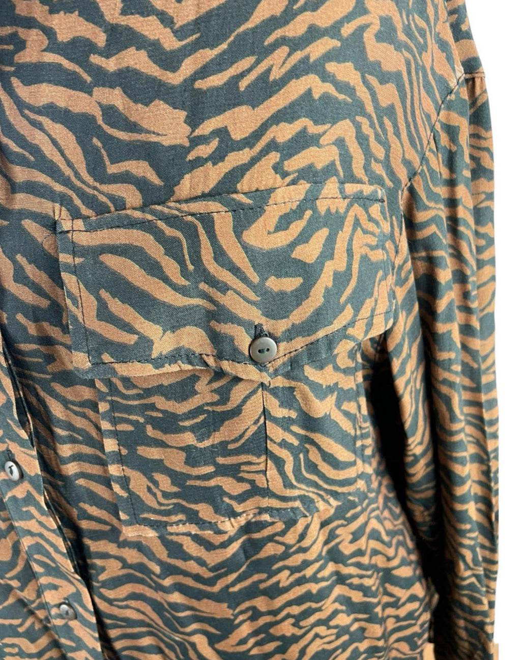 Pull & Bear Animal Print Shirt Blouse Collared Relaxed Fit Women’s UK Size S
