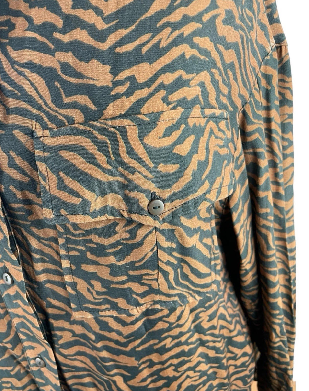 Pull & Bear Animal Print Shirt Blouse Collared Relaxed Fit Women’s UK Size S