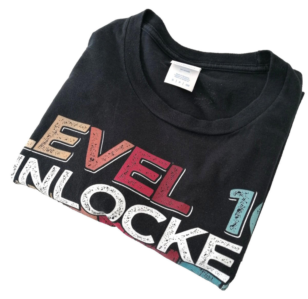 Gaming Console Birthday Teen Graphic Print T-Shirt Men's Size S Black Crew Neck