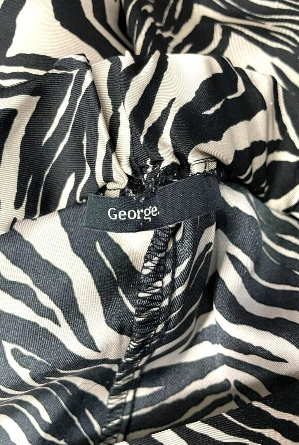 George Pleated Midi Skirt Women’s UK Size 12 Black & Beige Animal Chevron Print