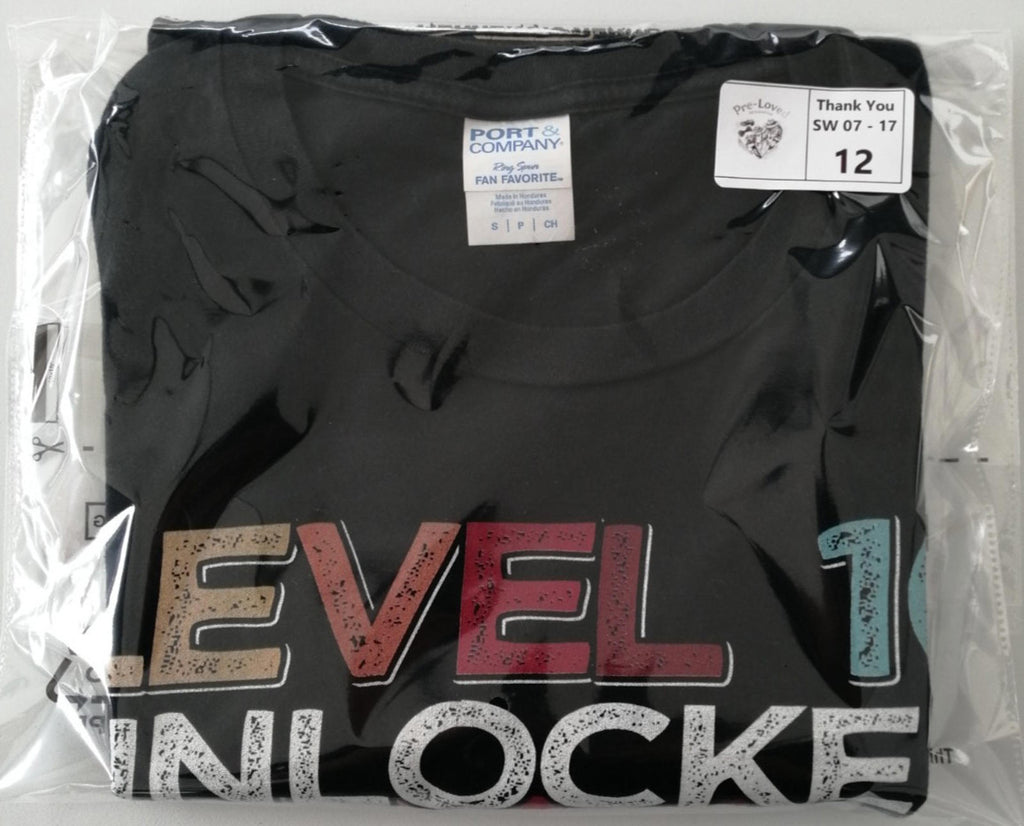 Gaming Console Birthday Teen Graphic Print T-Shirt Men's Size S Black Crew Neck