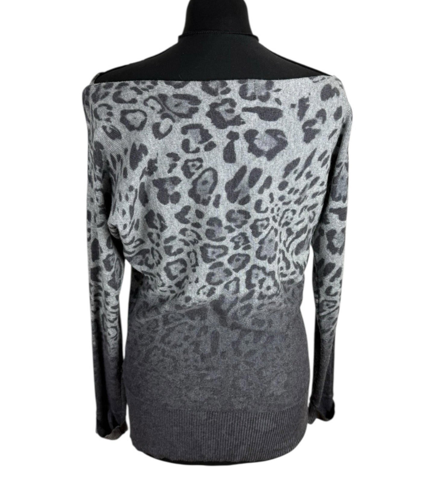 Inspire Collection Jumper Women's UK Size 10 S - M Grey Thin Leopard Print