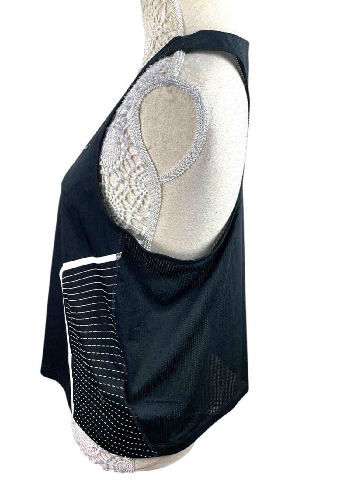 Nike Dri Fit Black Activewear Gym Vest Women’s UK Size L