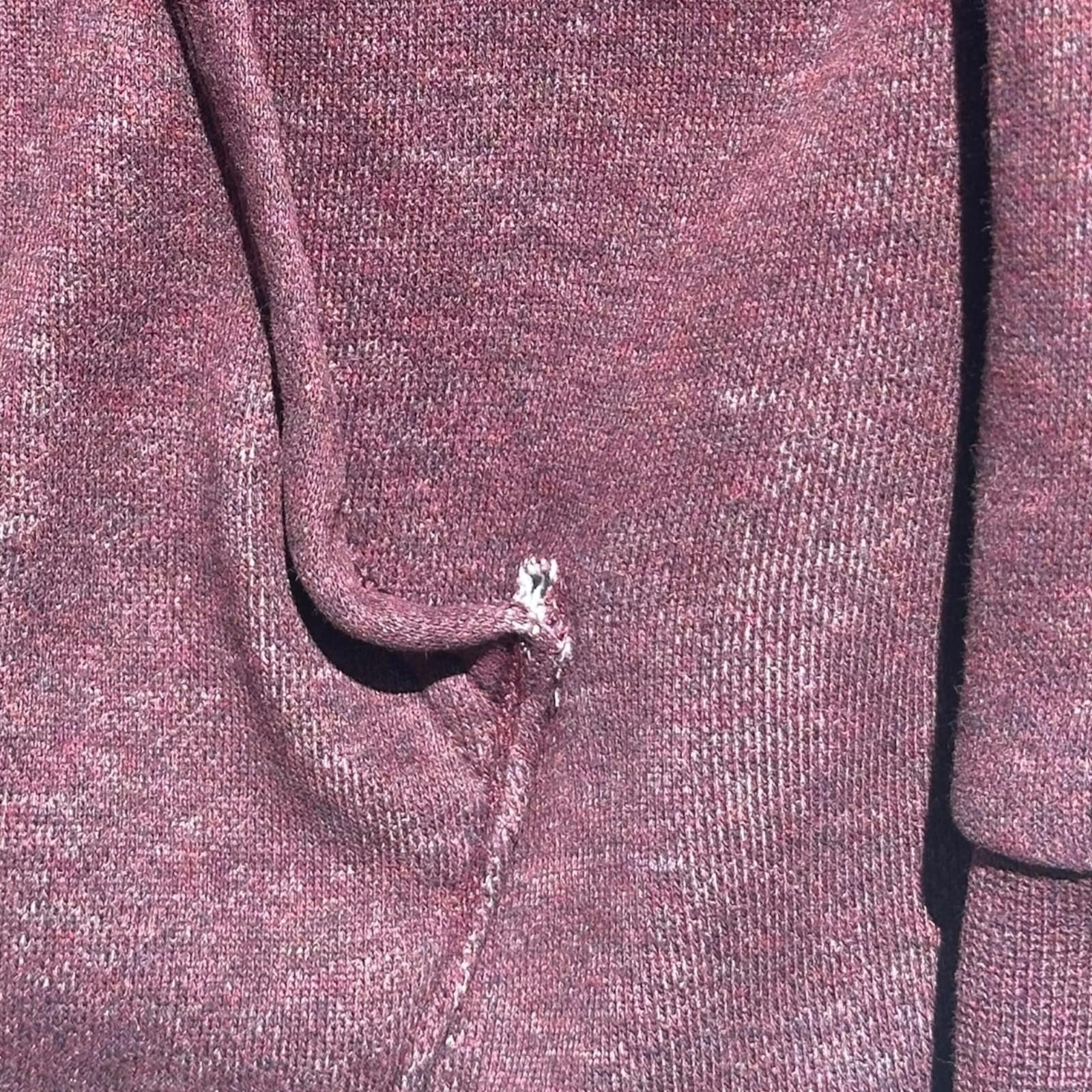 Under Armour Hoodie Men's UK Size S Bugundy Red Long Sleeve Pocket 100% Cotton