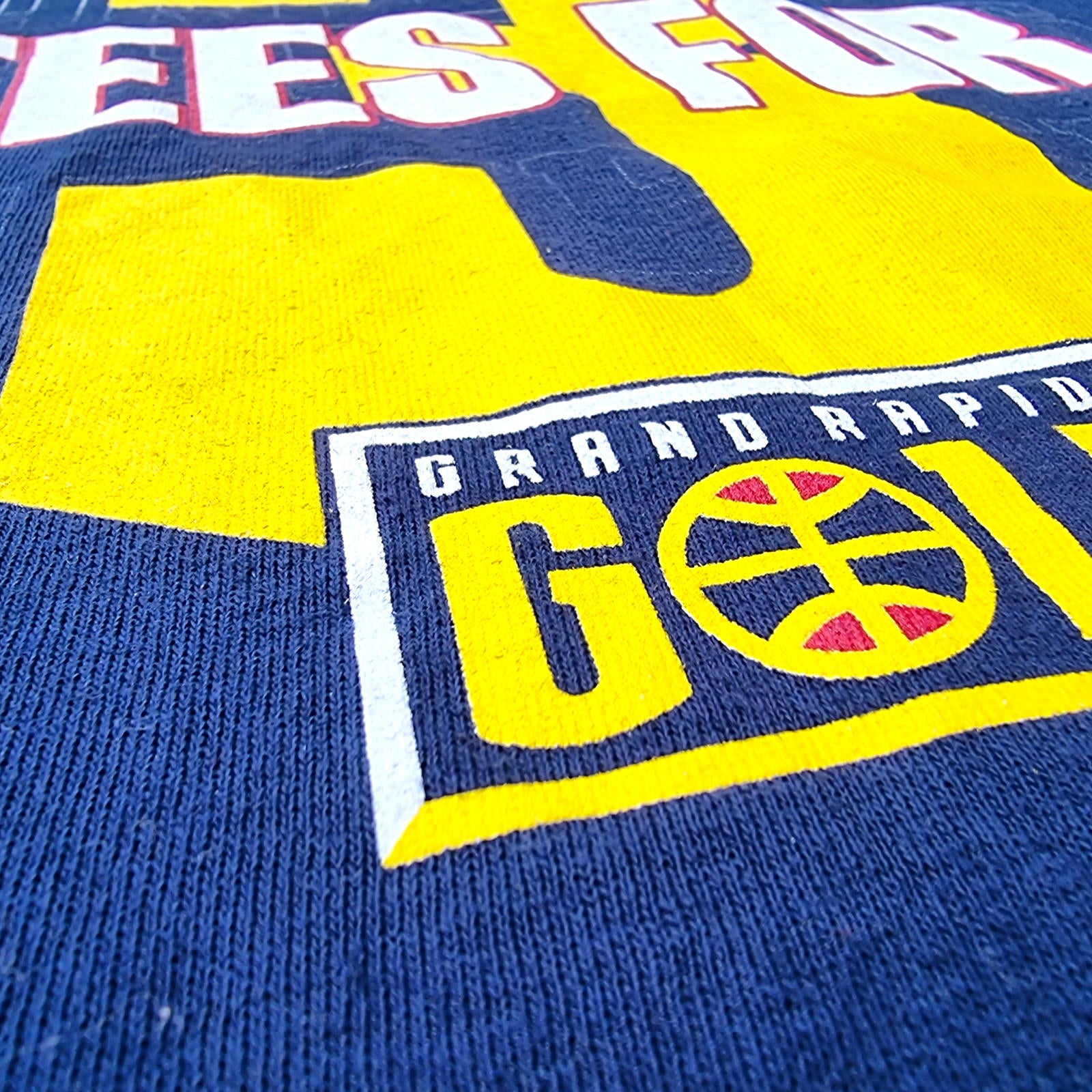 Graphic Print T-Shirt Basketball Men's UK Size M Blue Crew Neck 100% Cotton