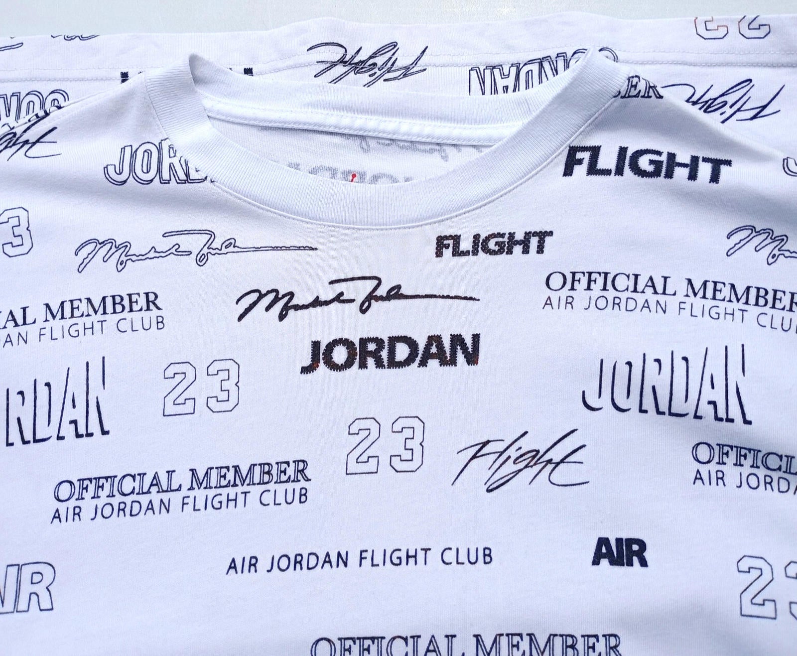 Nike Air Jordon T Shirt Men's UK Size M White 100% Cotton Graphic Print