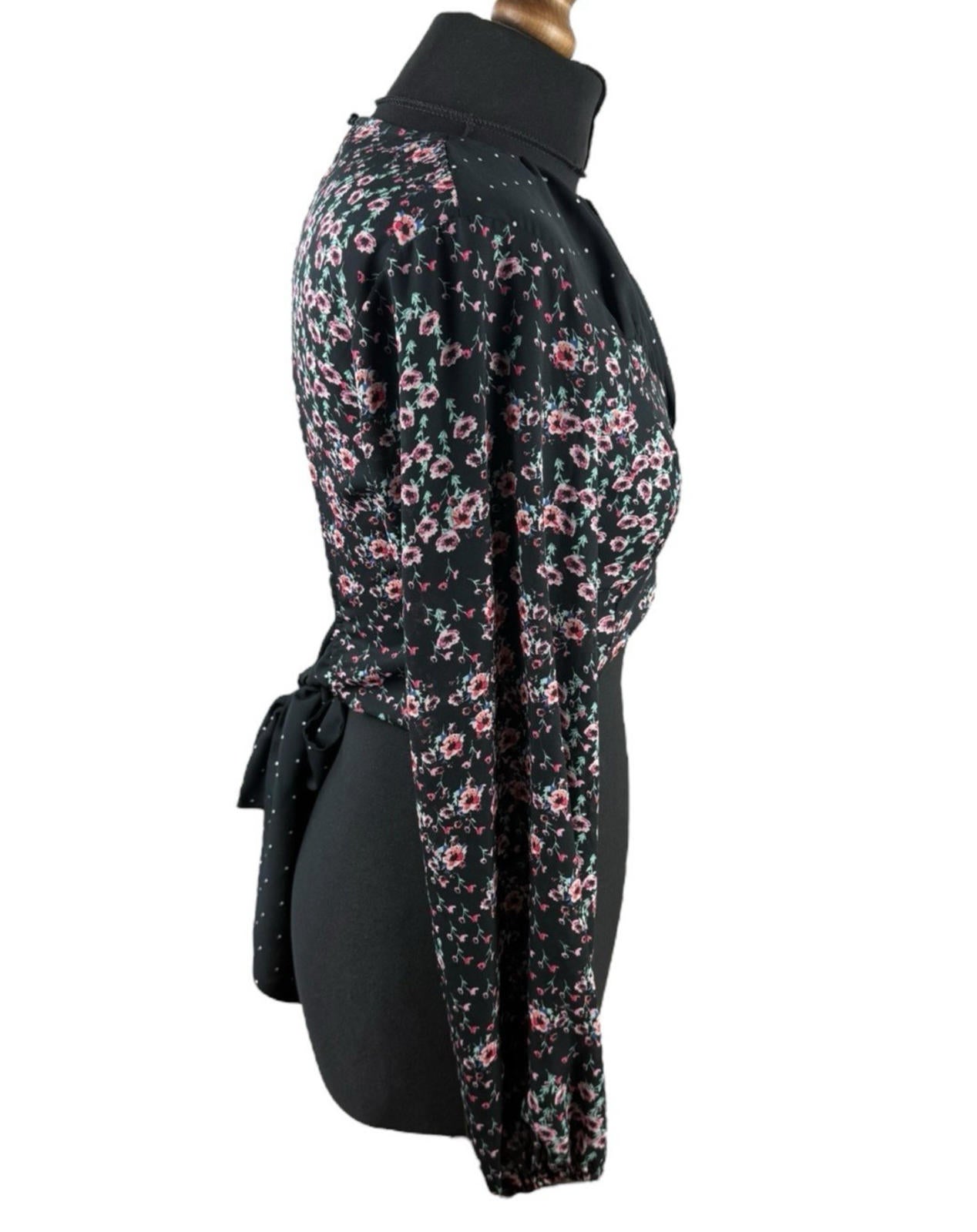 Topshop Black Floral Croptop Backless Hugh Neck Long Sleeve Women’s UK Size 10