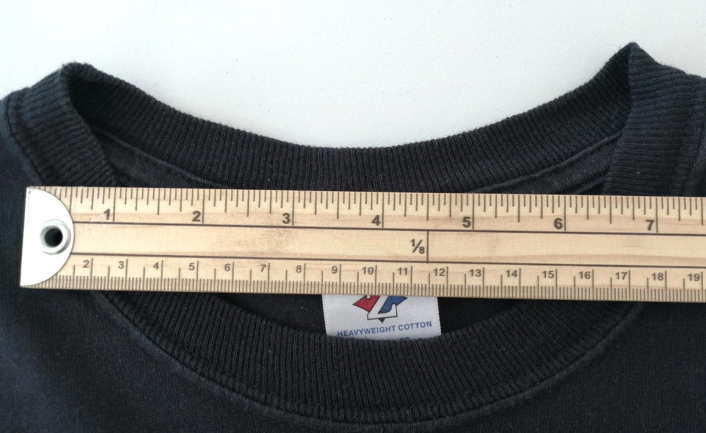 Staff Venue Graphic Print T-Shirt Men's Size XL Black Crew Neck 100% Cotton