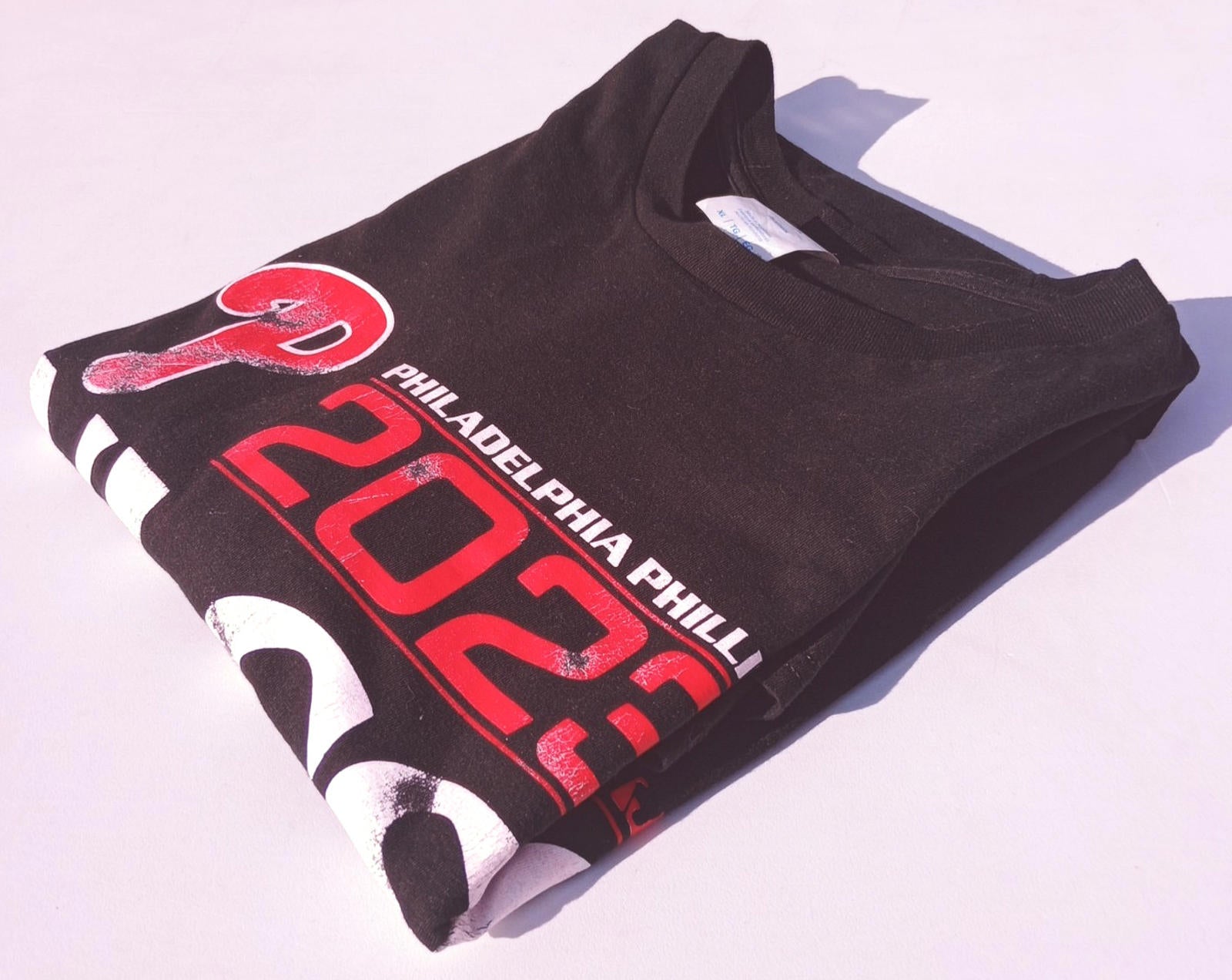 Philadelphia Phillies Graphic Print T-Shirt Men's UK Size XL Black Baseball Tee