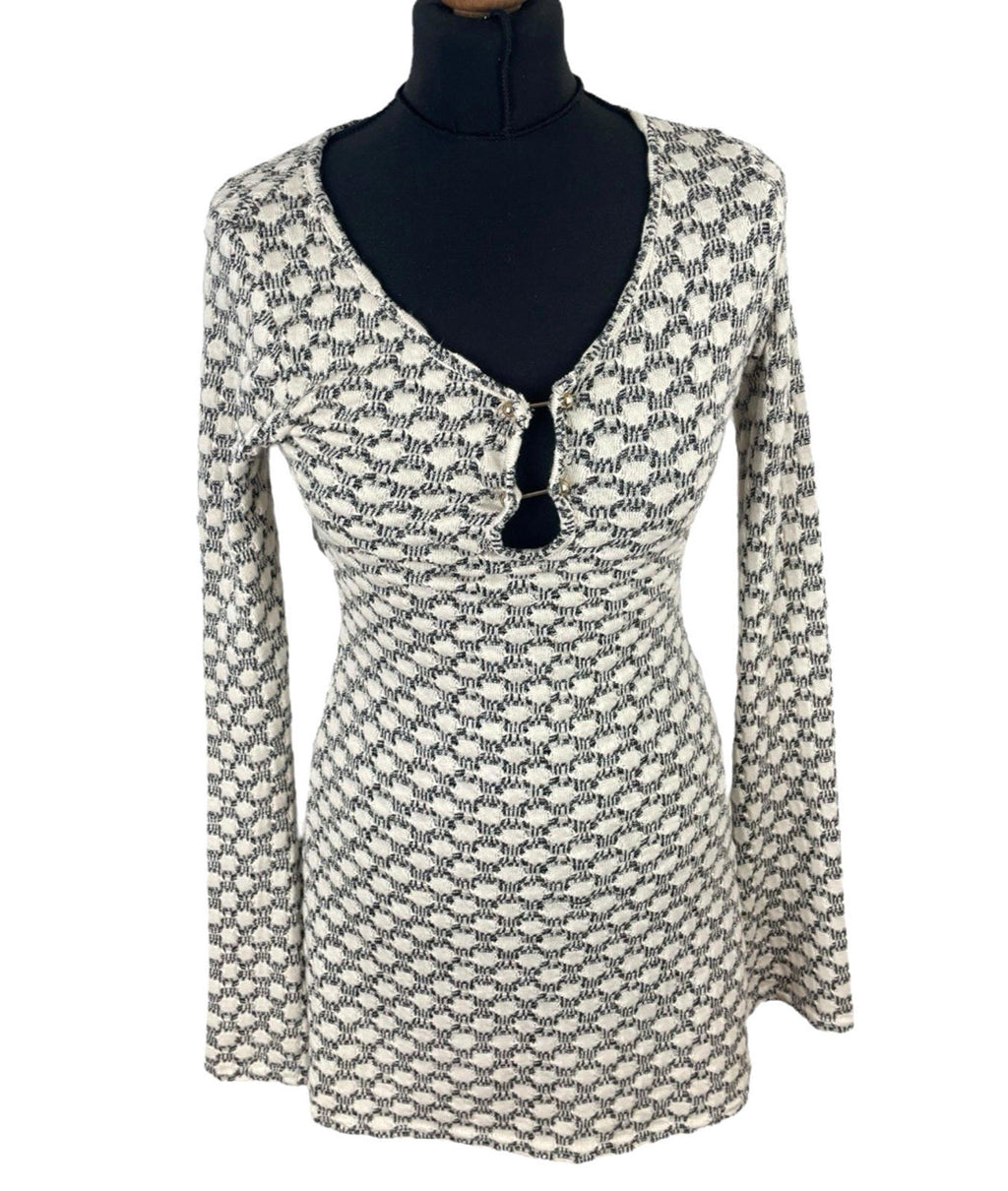 Textured Knit Mini Dress Women's UK Size 8 Flared Sleeve Beige Geometric