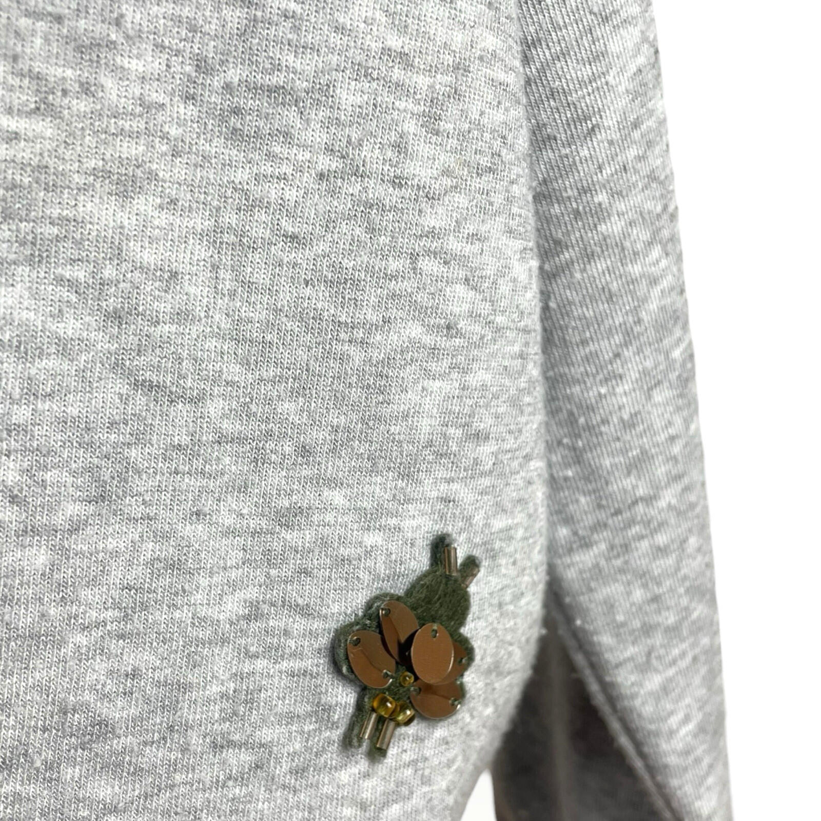 Primark Dragonfly Sequin Jumper Women’s UK Size L Cropped Light Grey Gold Detail