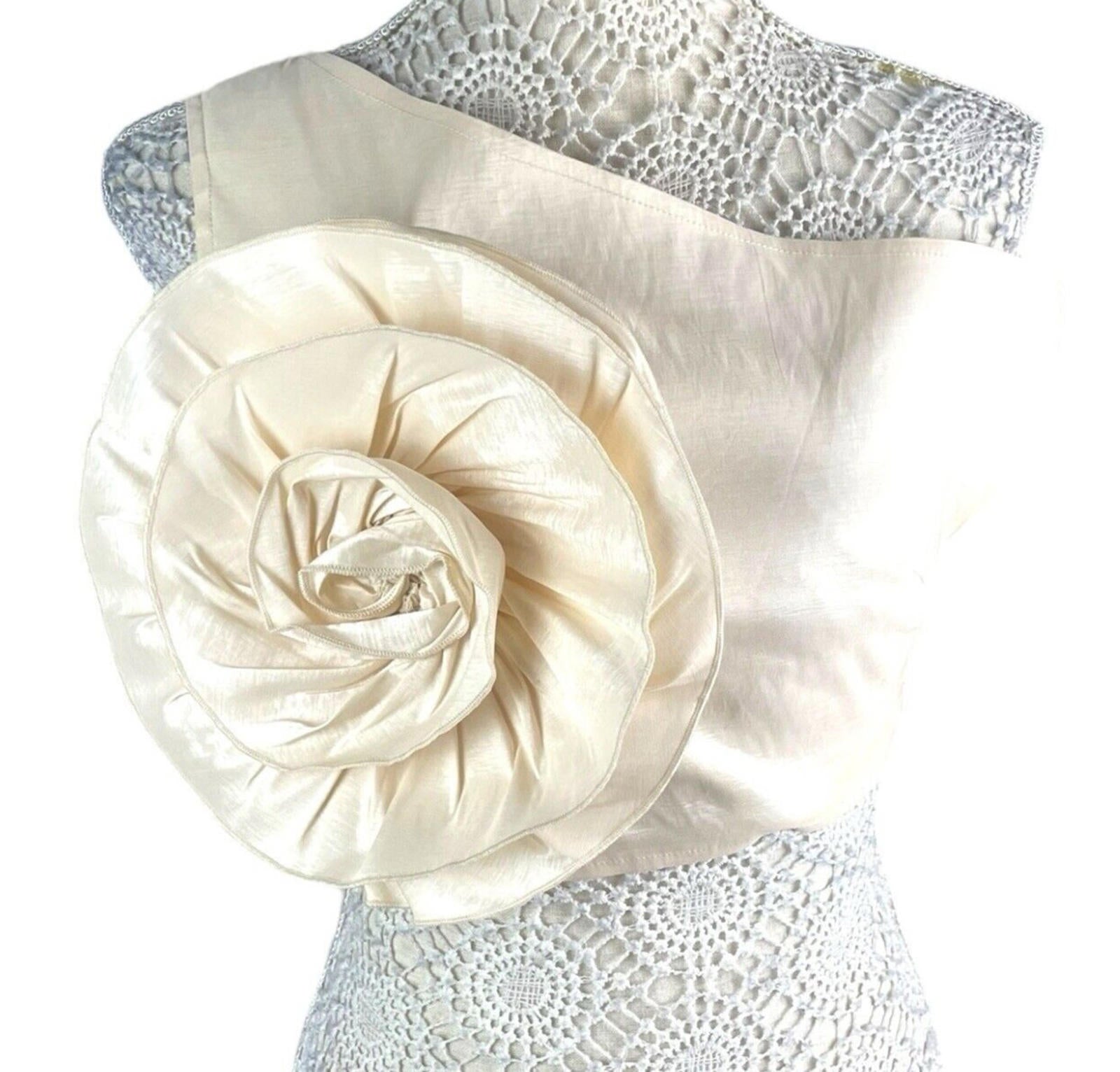 Nasty Gal Beige One Shoulder Crop Top Big Flower Occasion Women’s UK Size 10