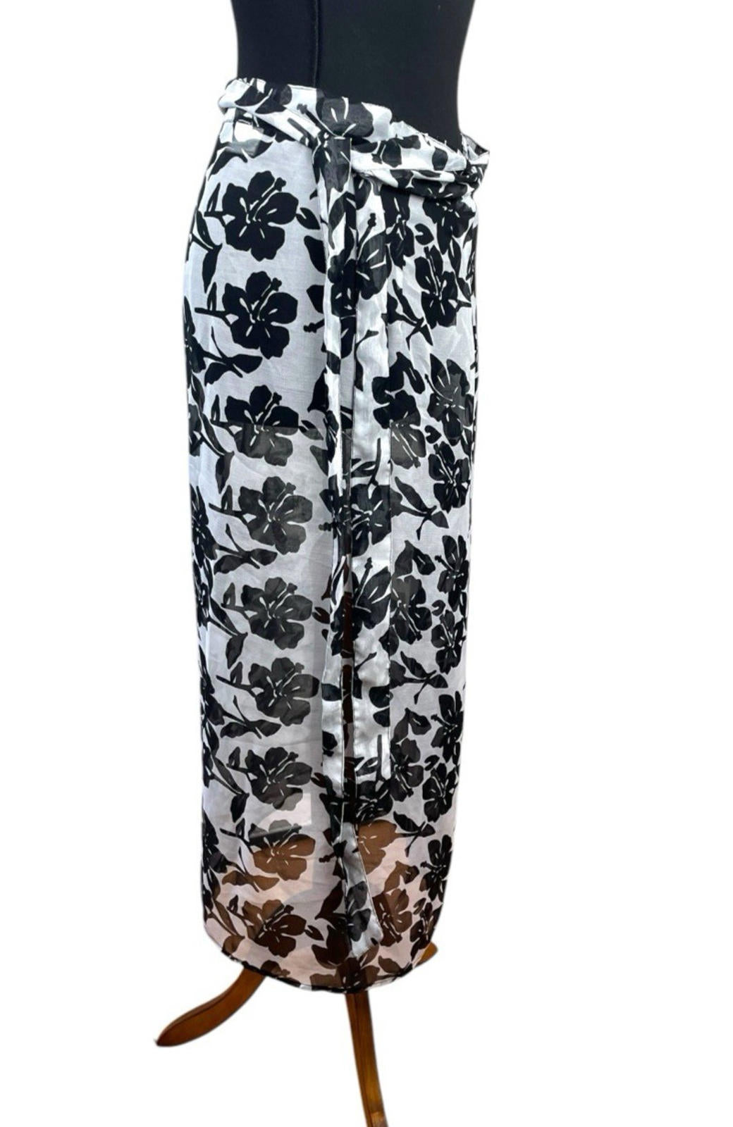 Atmosphere White  Floral Chiffon Skirt Belted Cover Up Women’s UK Size 16-18