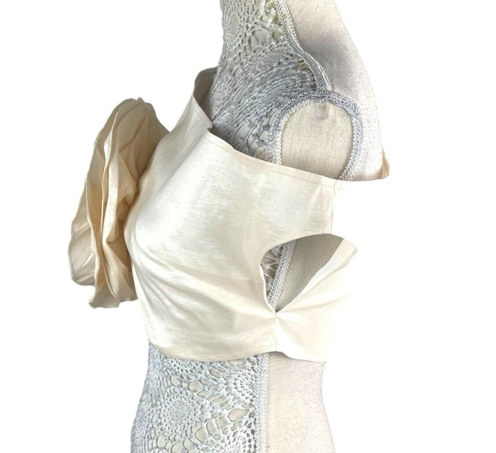 Nasty Gal Beige One Shoulder Crop Top Big Flower Occasion Women’s UK Size 10
