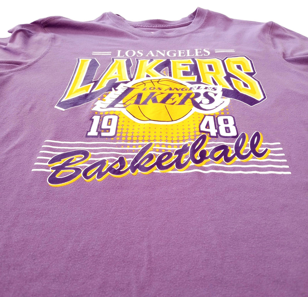 NBA Graphic Print T-Shirt Men's UK Size M Lilac Crew Neck Cotton Rich Lakers
