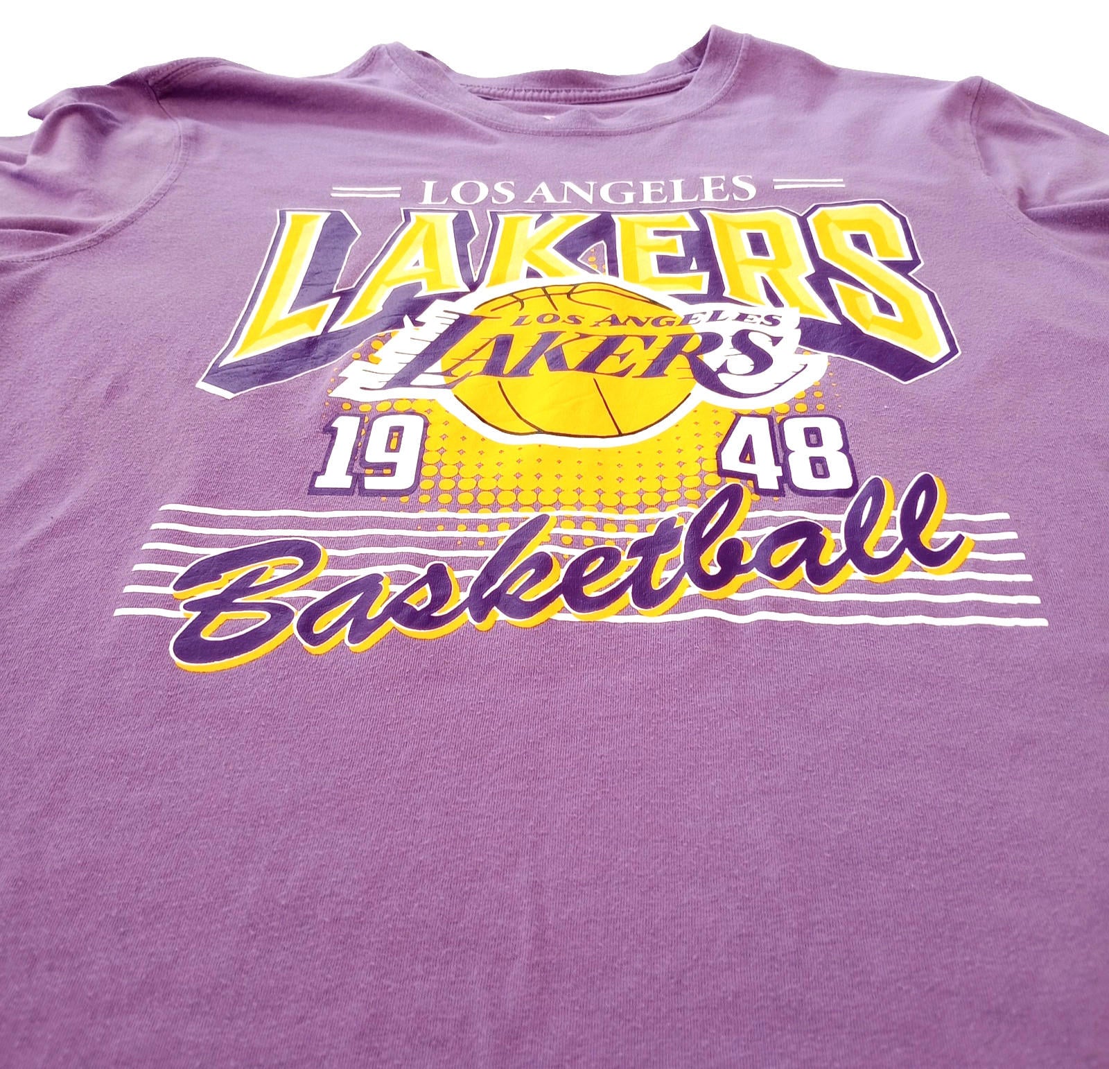 NBA Graphic Print T-Shirt Men's UK Size M Lilac Crew Neck Cotton Rich Lakers