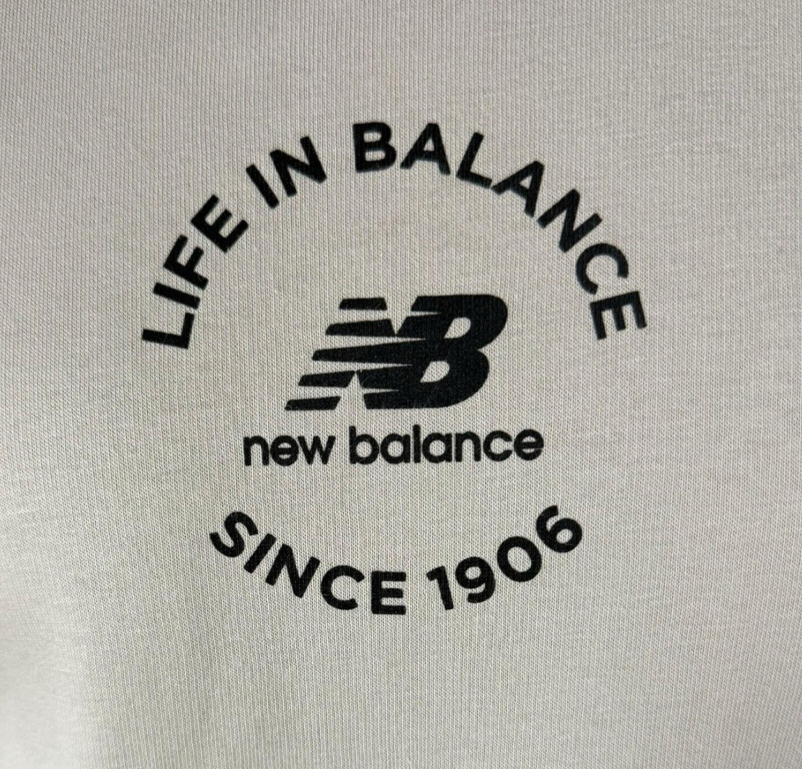 New Balance Fleece Lined Sweatshirt Jumper Women’s UK Size XS Beige Crew Neck