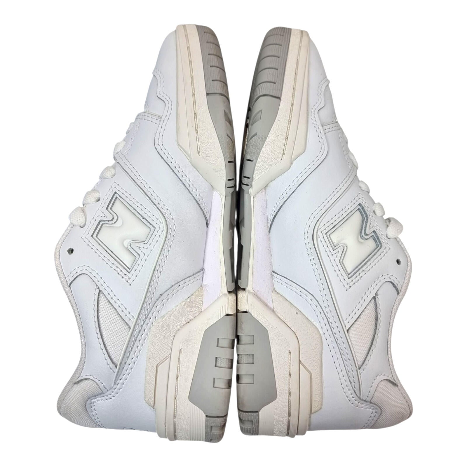 New Balance 550 Trainers Women's UK Size 4 White Grey Colorway Shoe Sneakers