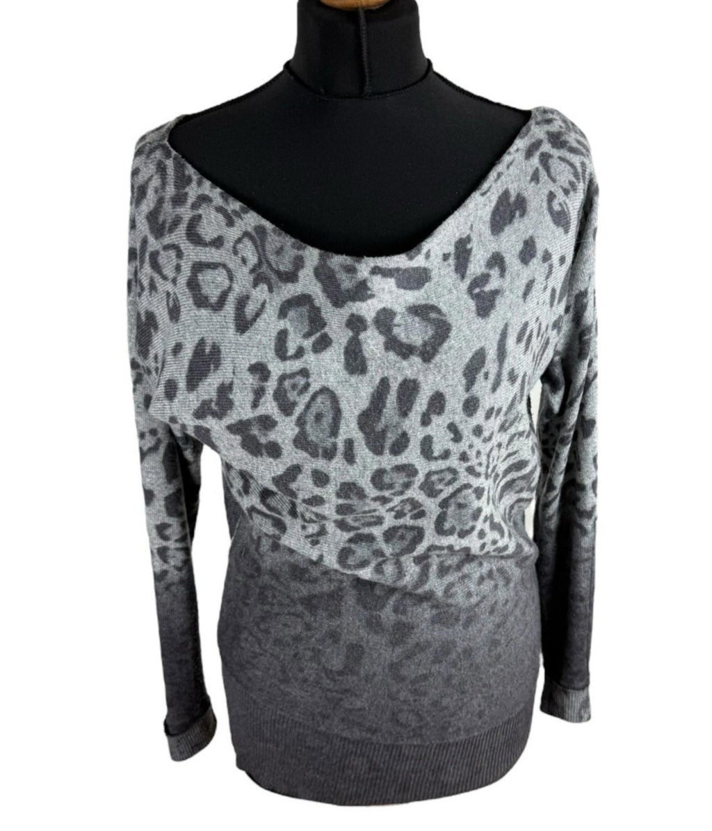 Inspire Collection Jumper Women's UK Size 10 S - M Grey Thin Leopard Print