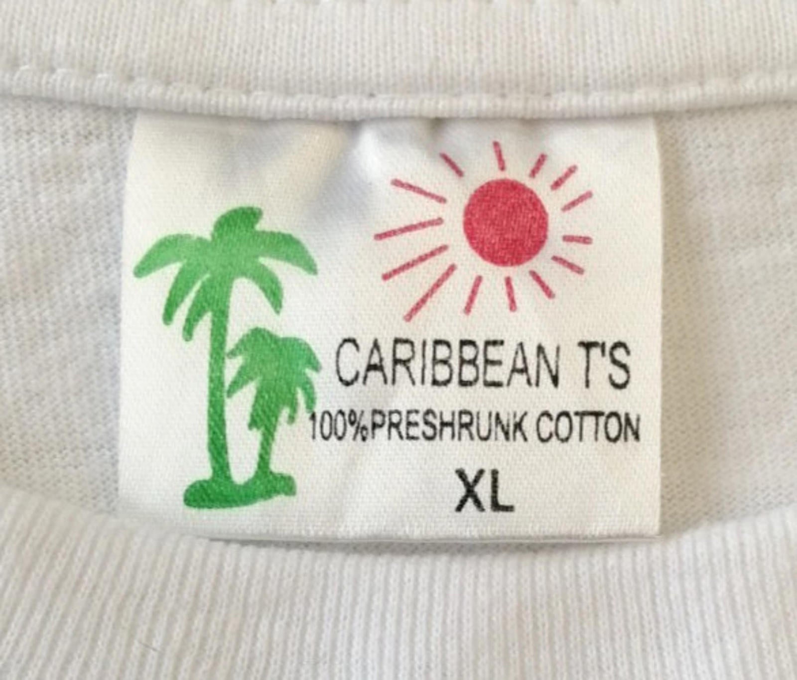 Colourful Parrot Caribbean Graphic Print T-Shirt Men's Size XL White Crew Neck