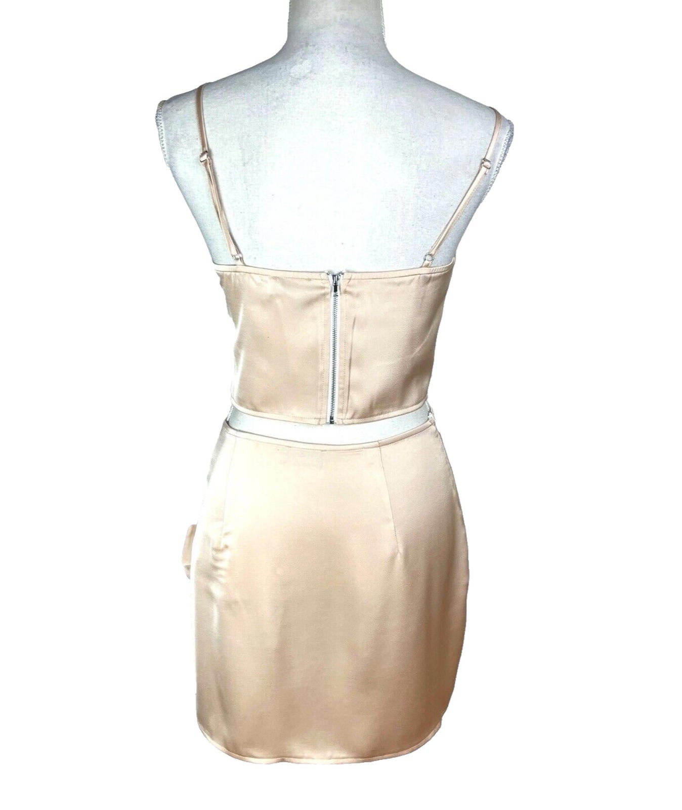 Pretty Little Thing Skirt & Crop Top Women's UK Size 8 Sculptural Petal Satin