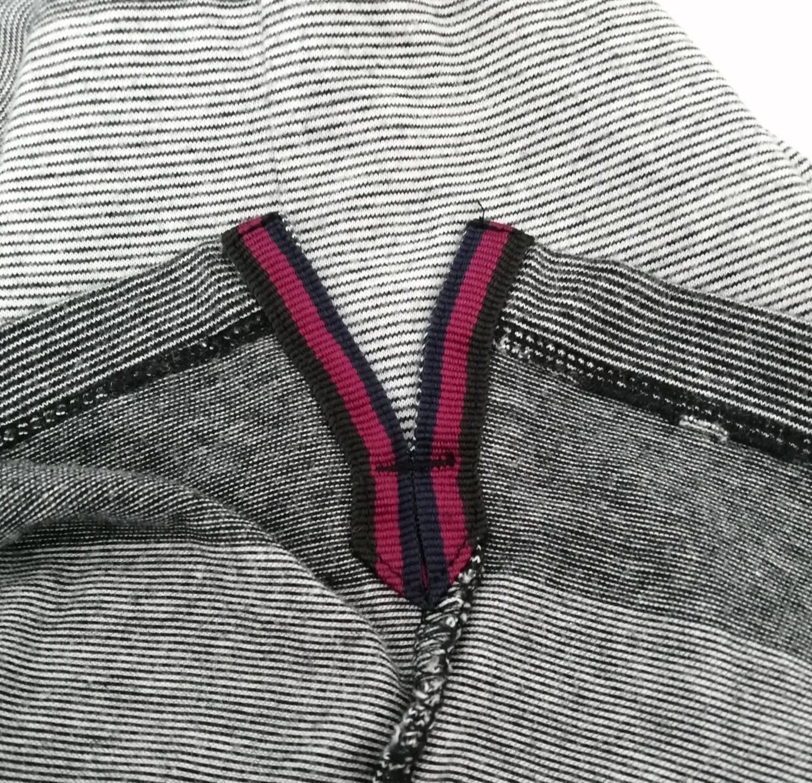 Debenhams Men's UK Size XL Grey Polo Shirt Striped Plum Black Collar Side Gusset