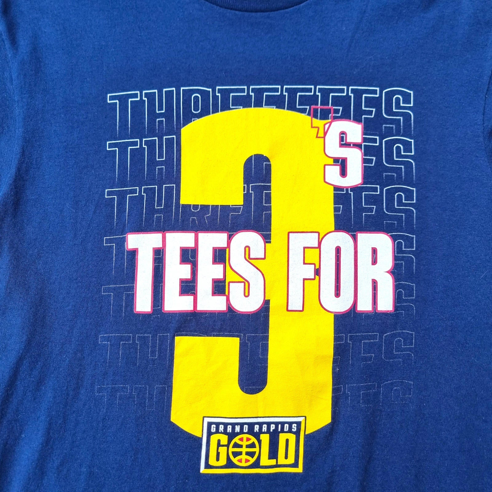 Graphic Print T-Shirt Basketball Men's UK Size M Blue Crew Neck 100% Cotton