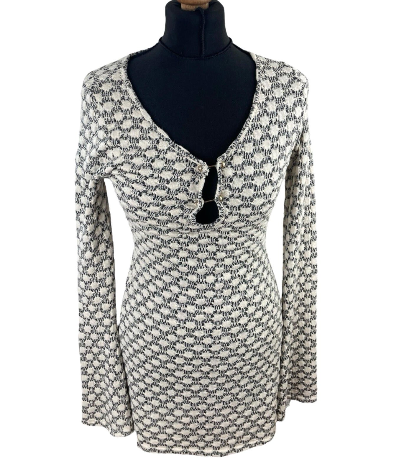 Textured Knit Mini Dress Women's UK Size 8 Flared Sleeve Beige Geometric