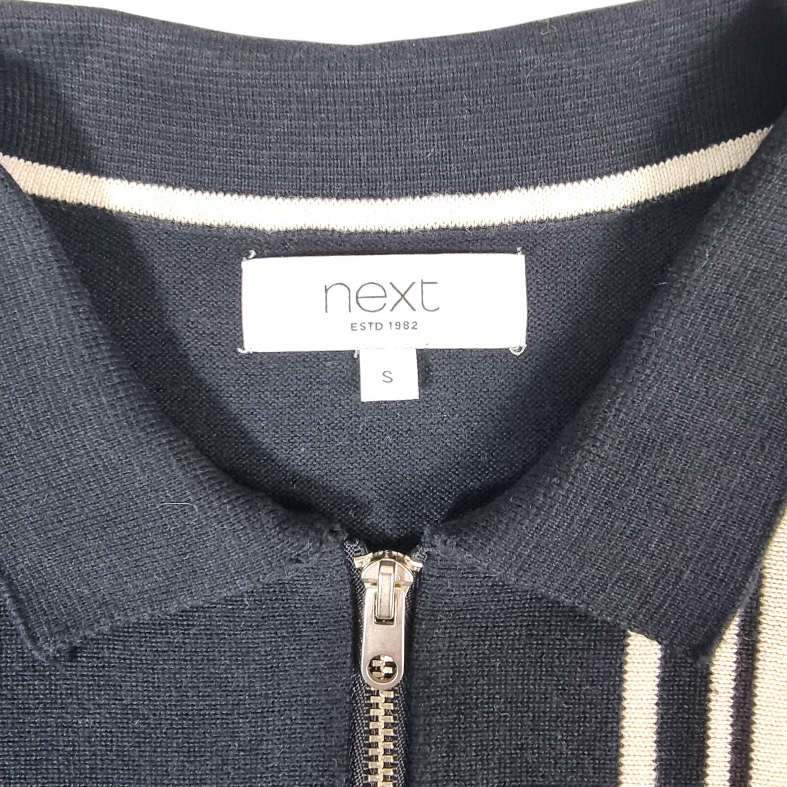 Next Knit Polo Shirt Men's UK Size S Navy Blue Stripe Short Sleeve 1/4 Zip