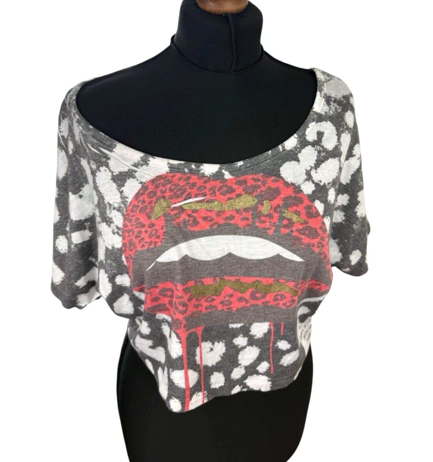 Understar Cropped T-shirt Graphic Print Relaxed Fit Women’s UK Size M