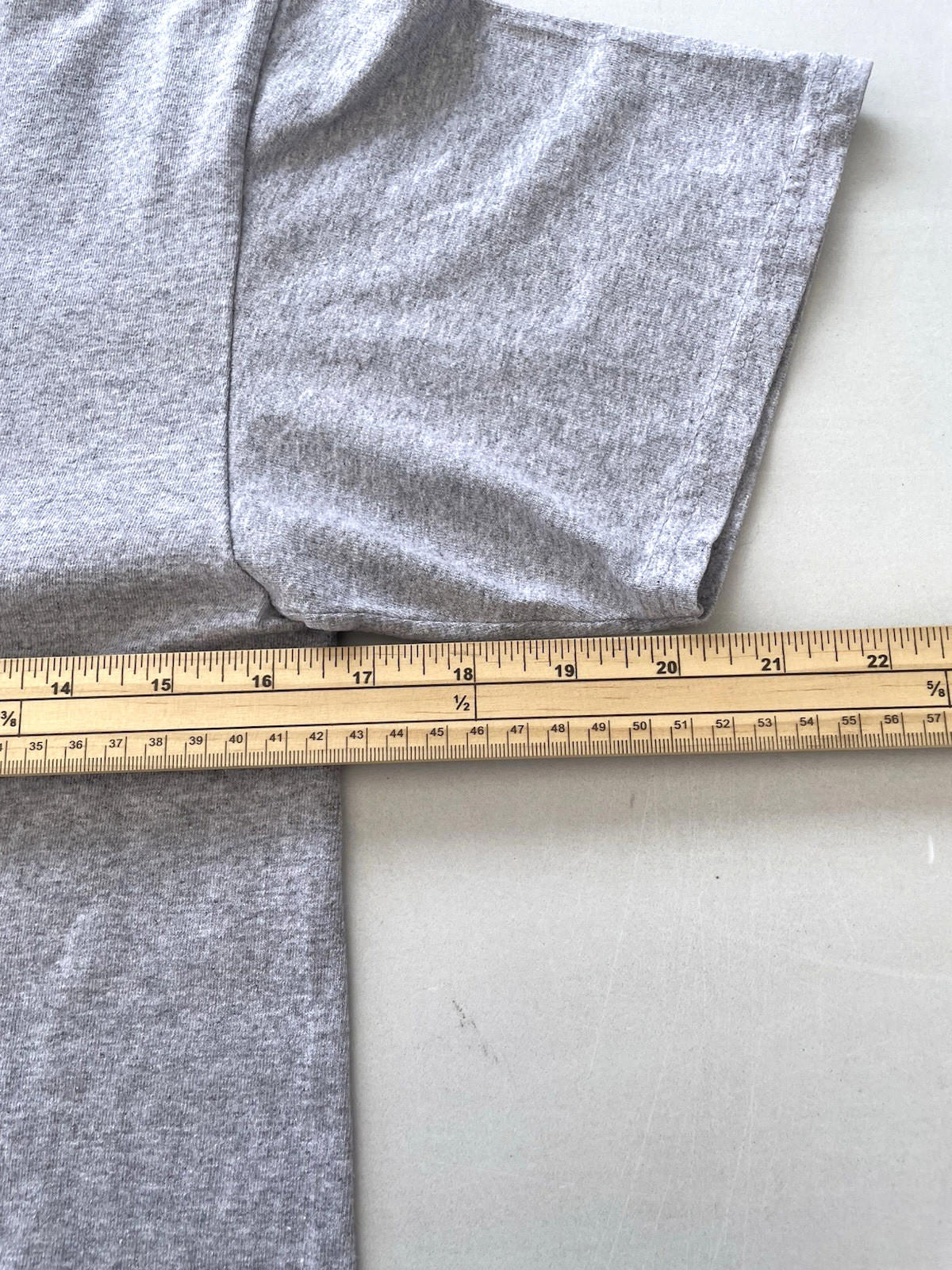 Ithaca Elite Basketball Club T-Shirt Men's Size S Grey Crew Neck Graphic Print