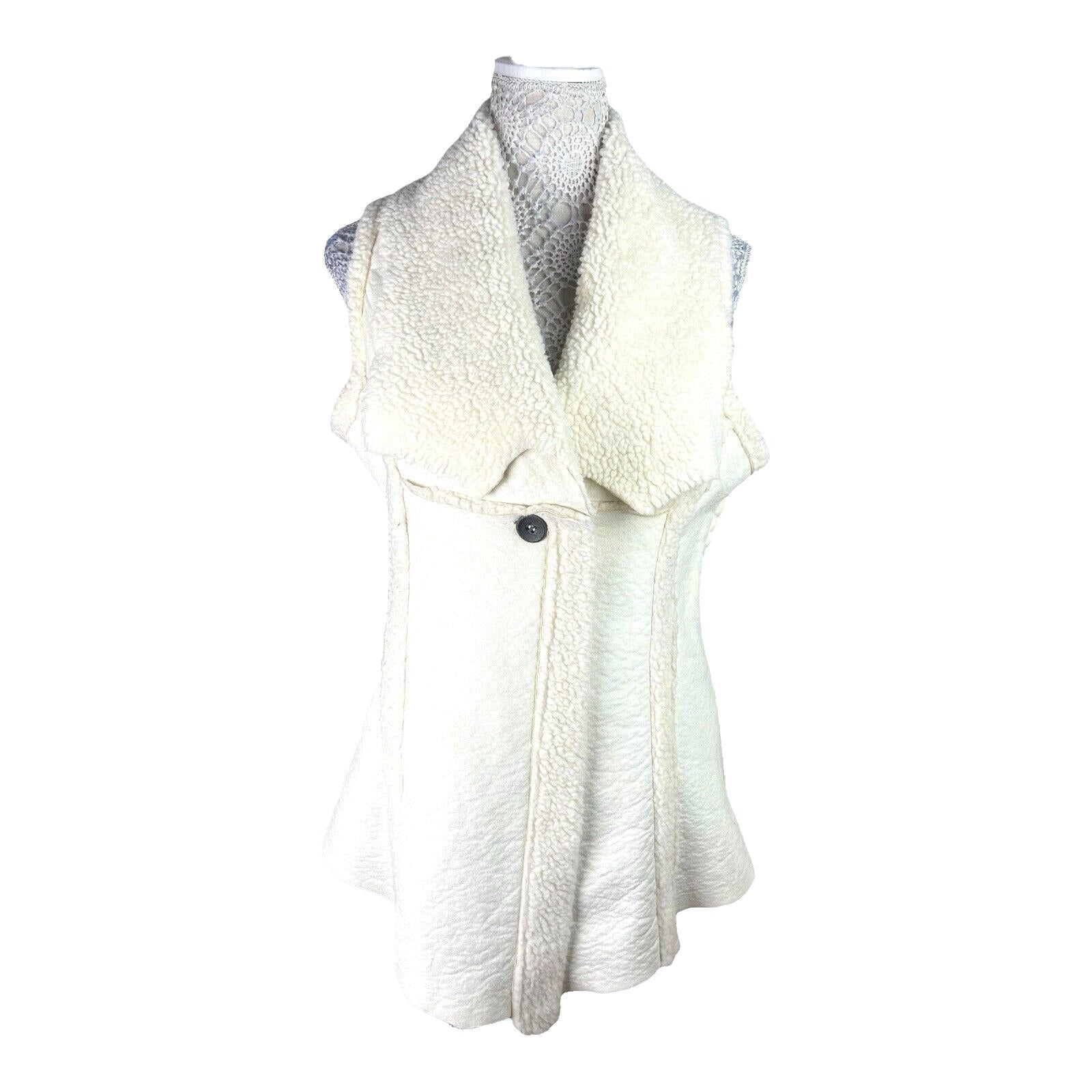 Italian Cream Gilet Faux Leather Sherpa Lining Women’s UK Size L (12)