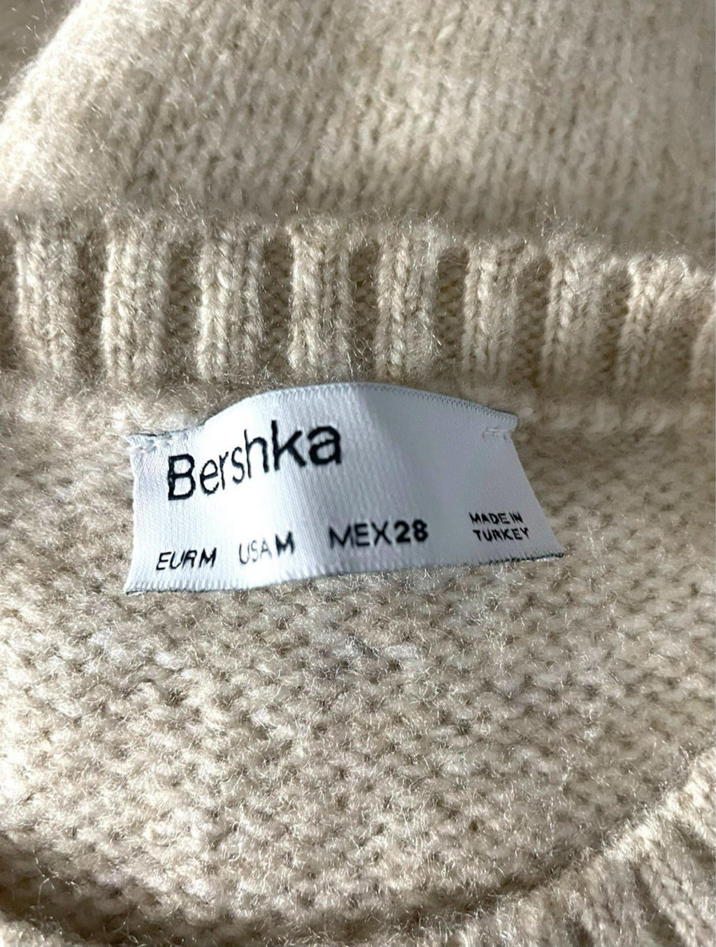 Bershka Beige Knit Vest Jumper Cropped Sleeveless Women’s UK Size M