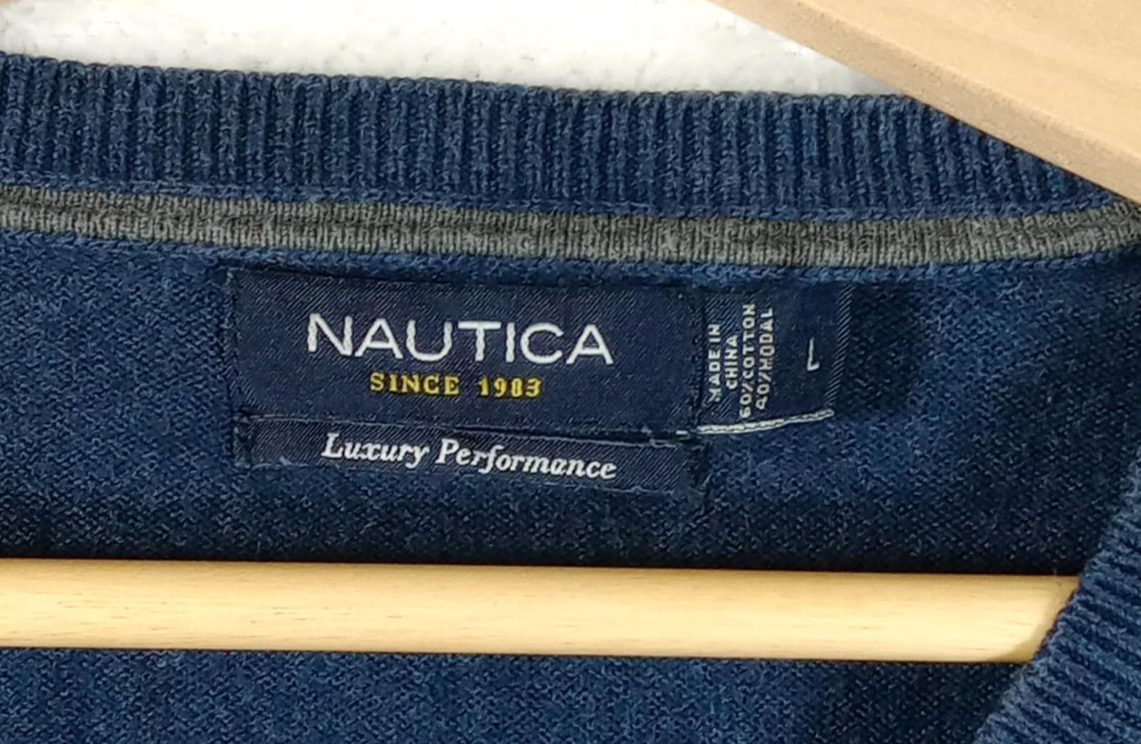 Nautica Jumper Men's UK Size L Blue Long Sleeve 100% Cotton Easy Care V-Neck