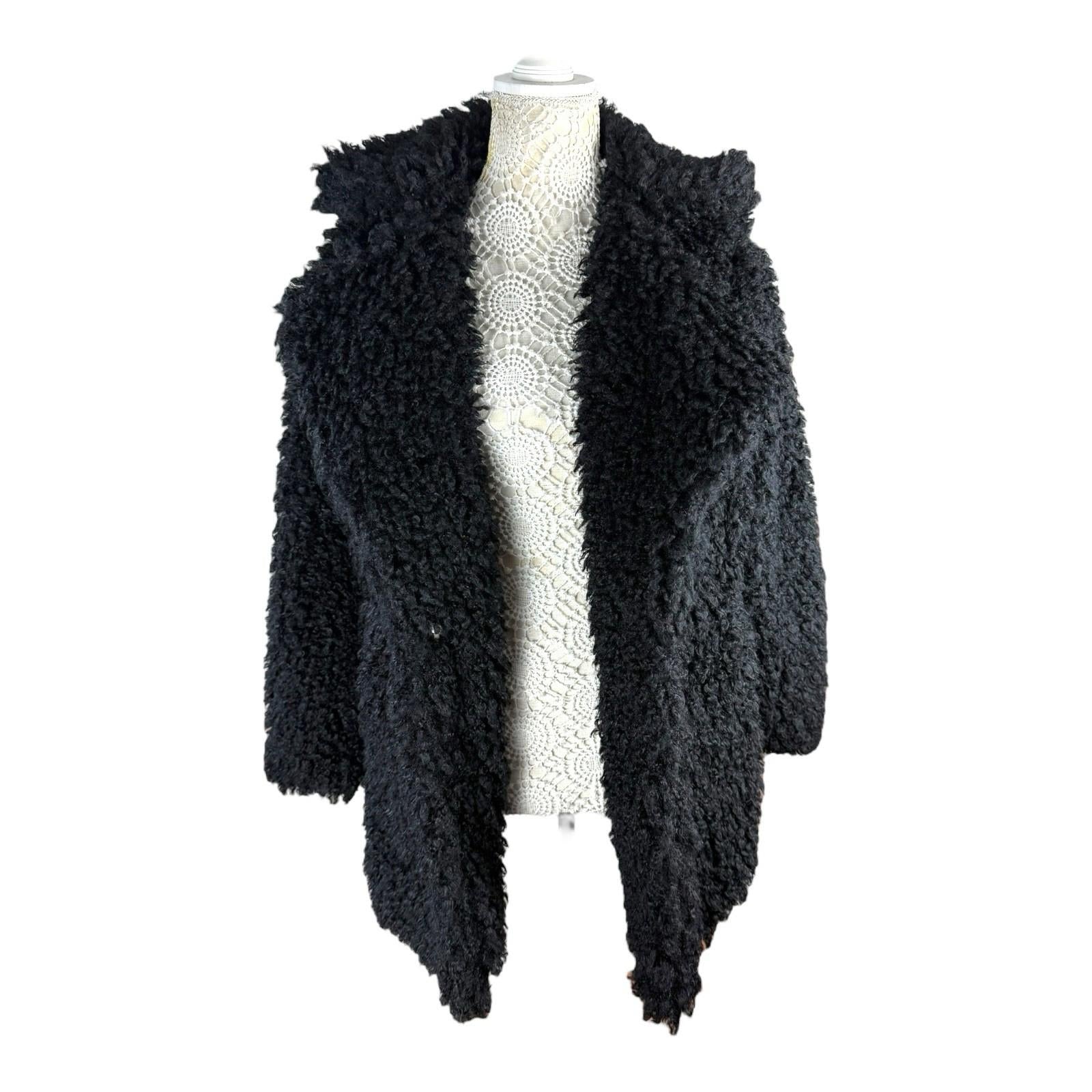 Boohoo Black Teddy Fleece Coat Relaxed Fit Collared Women’s UK Size 10