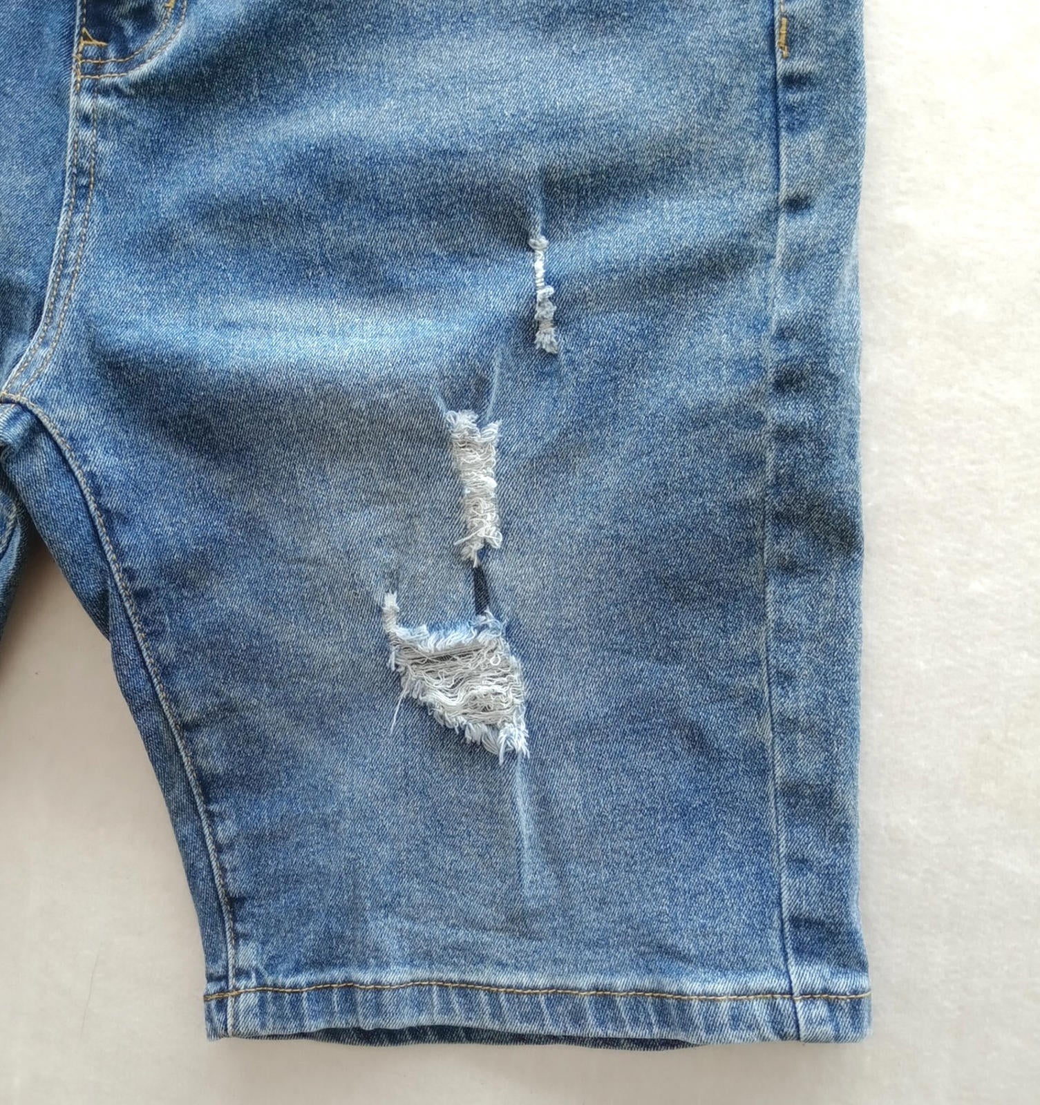Shein Shorts Men's Size Large Blue Denim Cotton Rich 5 Pocket Design Distressed